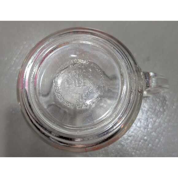 Vintage Pyrex Red 4 Cups Quart Liquid D Handle Glass HTF Measuring Cup USA Heavy - Picture 4 of 6